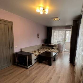 Продается 1-комнатная квартира, 32 м²
