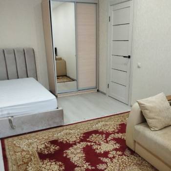 Сдается 1-комнатная квартира, 48 м²