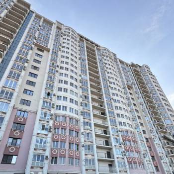 Продается Многокомнатная квартира, 150 м²