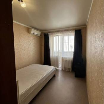 Продается 1-комнатная квартира, 32 м²