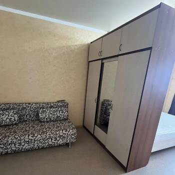 Продается 1-комнатная квартира, 32 м²
