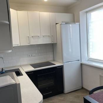 Продается 1-комнатная квартира, 35 м²