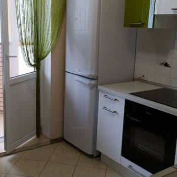 Сдается 1-комнатная квартира, 42 м²