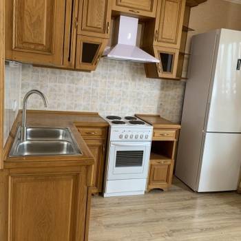 Сдается 2-х комнатная квартира, 60 м²