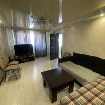 Продается Многокомнатная квартира, 74,3 м²