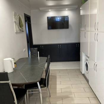 Продается Многокомнатная квартира, 74,3 м²