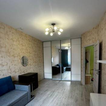 Сдается 1-комнатная квартира, 38 м²
