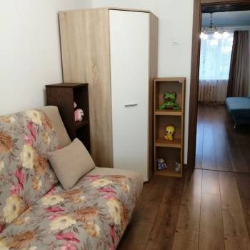 Продается 3-х комнатная квартира, 57 м²