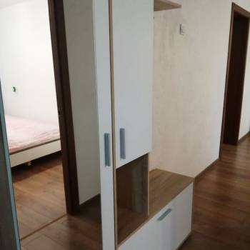 Продается 3-х комнатная квартира, 57 м²