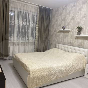 Сдается 1-комнатная квартира, 43 м²