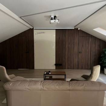 Продается Дом, 220 м²
