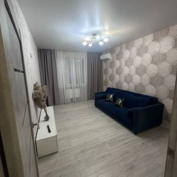 Сдается 1-комнатная квартира, 39,7 м²