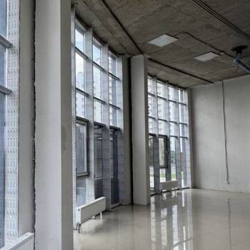 Сдается Нежилое помещение, 180 м²