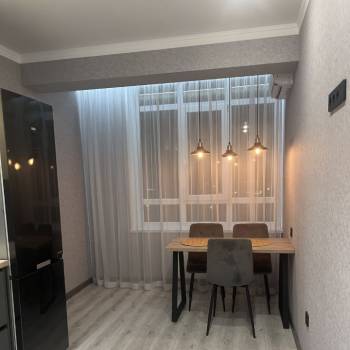 Сдается 1-комнатная квартира, 52 м²