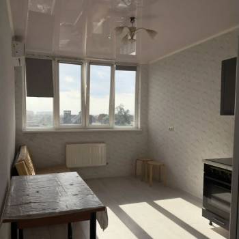 Сдается 1-комнатная квартира, 42 м²
