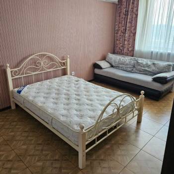 Сдается 1-комнатная квартира, 45 м²