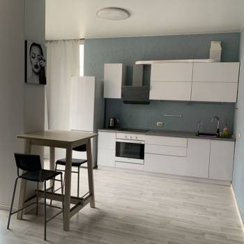 Сдается 2-х комнатная квартира, 80 м²