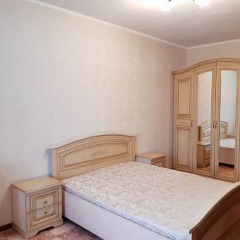 Сдается 1-комнатная квартира, 50 м²