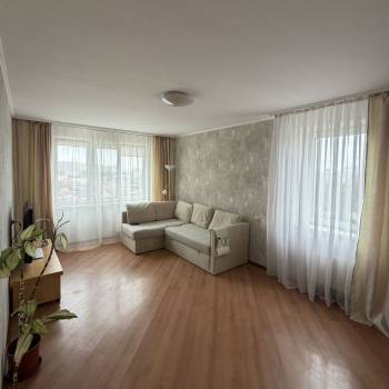 Сдается 2-х комнатная квартира, 60 м²