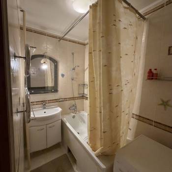 Сдается 2-х комнатная квартира, 60 м²