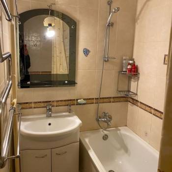 Сдается 2-х комнатная квартира, 60 м²