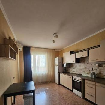 Сдается 1-комнатная квартира, 43,3 м²