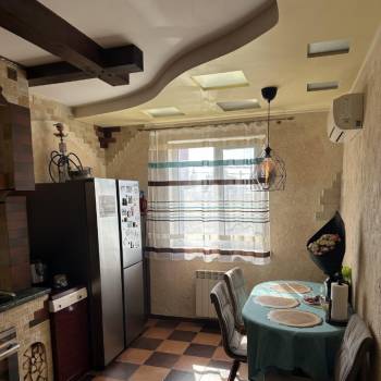 Продается 2-х комнатная квартира, 55,8 м²