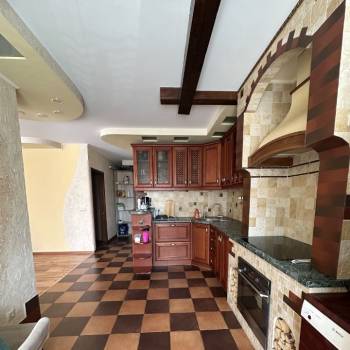 Продается 2-х комнатная квартира, 55,8 м²