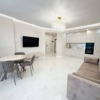 Сдается 1-комнатная квартира, 50 м²