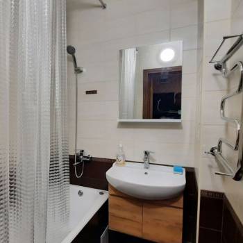 Сдается 2-х комнатная квартира, 63 м²