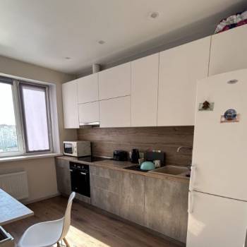 Сдается 2-х комнатная квартира, 62 м²