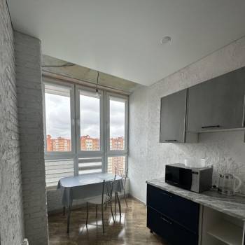 Сдается 1-комнатная квартира, 44 м²