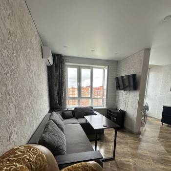 Сдается 1-комнатная квартира, 44 м²