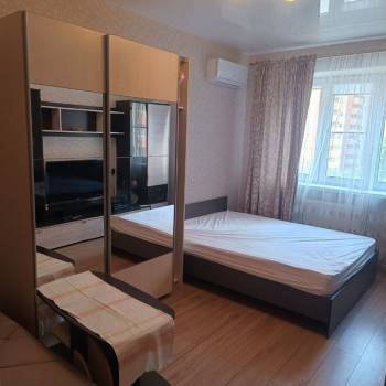 Продается 1-комнатная квартира, 36,7 м²