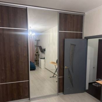 Сдается 1-комнатная квартира, 54 м²