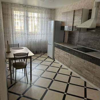 Сдается 1-комнатная квартира, 46 м²