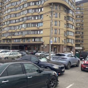Сдается Нежилое помещение, 128 м²