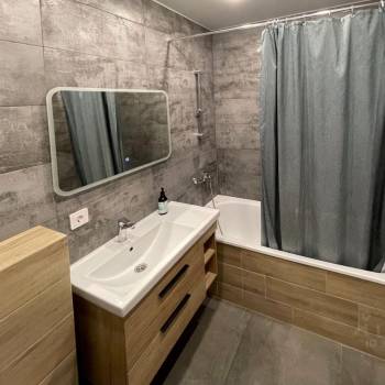 Сдается 2-х комнатная квартира, 62 м²