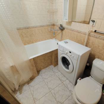 Сдается Многокомнатная квартира, 70 м²