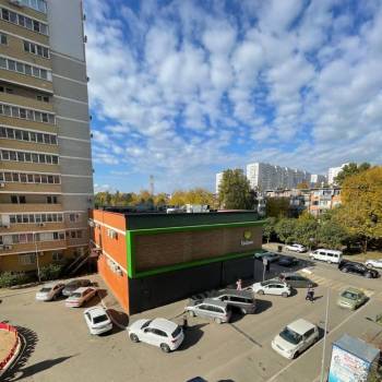 Продается 1-комнатная квартира, 39 м²