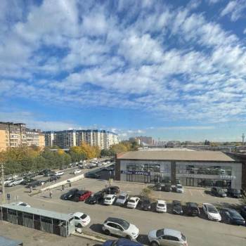 Продается 1-комнатная квартира, 39 м²
