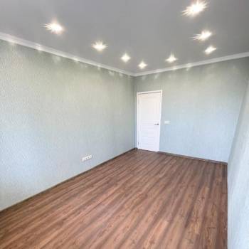 Продается 1-комнатная квартира, 39 м²