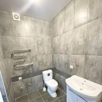 Продается 1-комнатная квартира, 39 м²