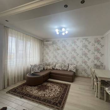 Сдается 2-х комнатная квартира, 75,9 м²