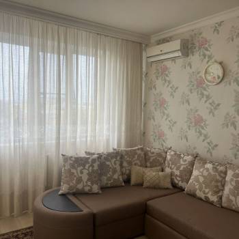 Сдается 2-х комнатная квартира, 75,9 м²