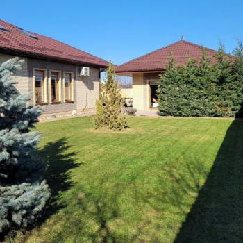 Продается Дом, 210 м²