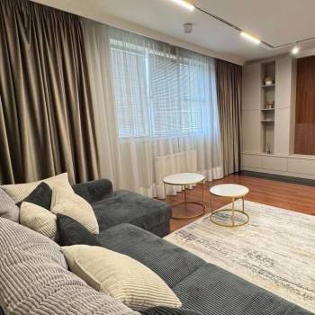 Сдается Многокомнатная квартира, 132,7 м²
