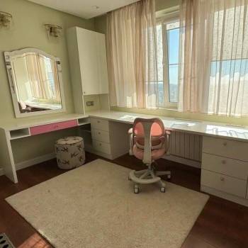 Сдается Многокомнатная квартира, 132,7 м²