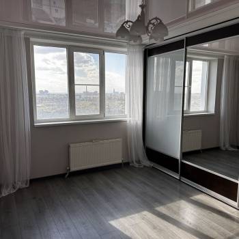 Сдается 2-х комнатная квартира, 70 м²