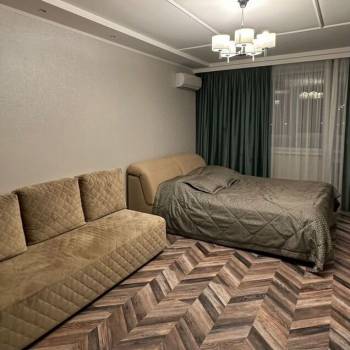 Сдается 1-комнатная квартира, 53 м²